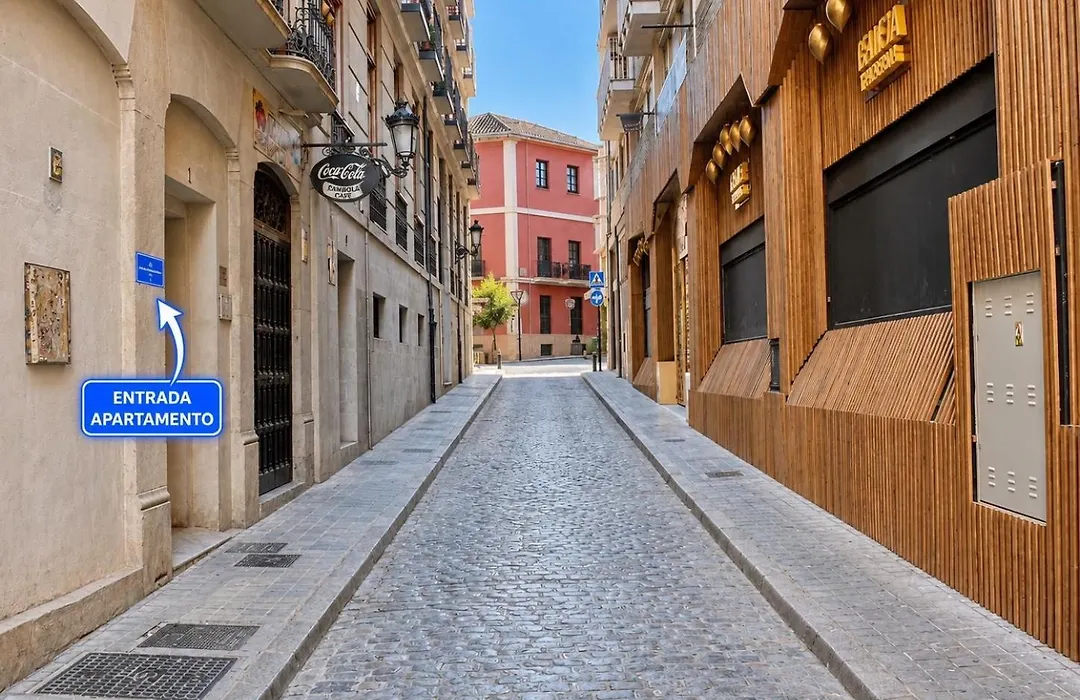 Apartamento muy céntrico en Granada-1